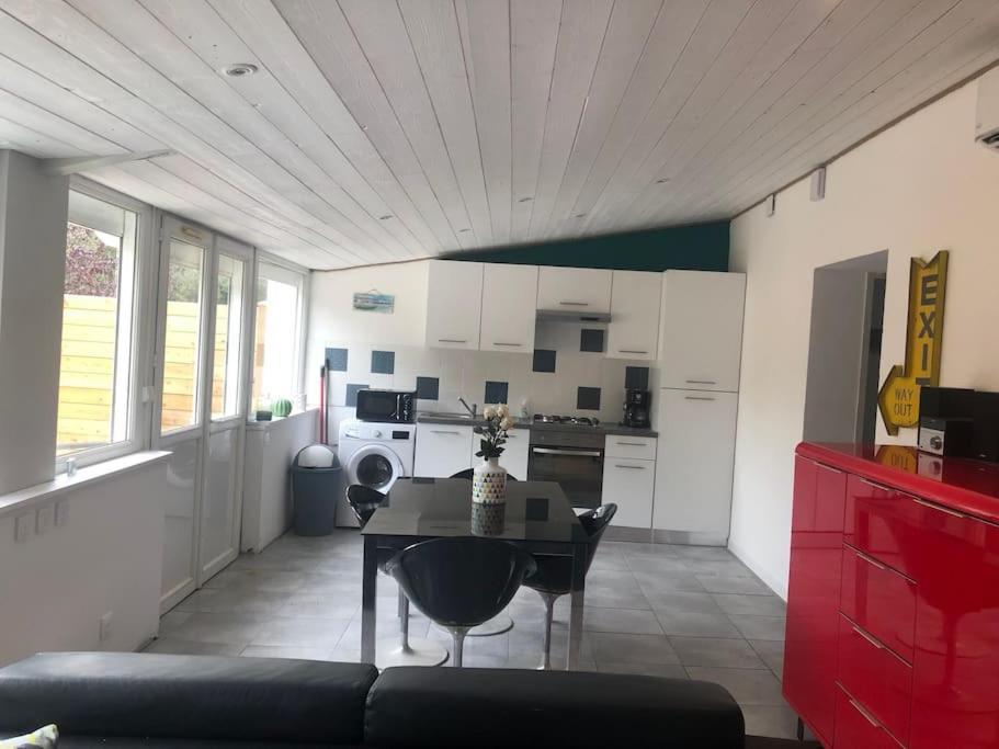 Lodge Des Pins Au Coeur De La Foret D'Olonne Olonne-sur-Mer Exterior foto