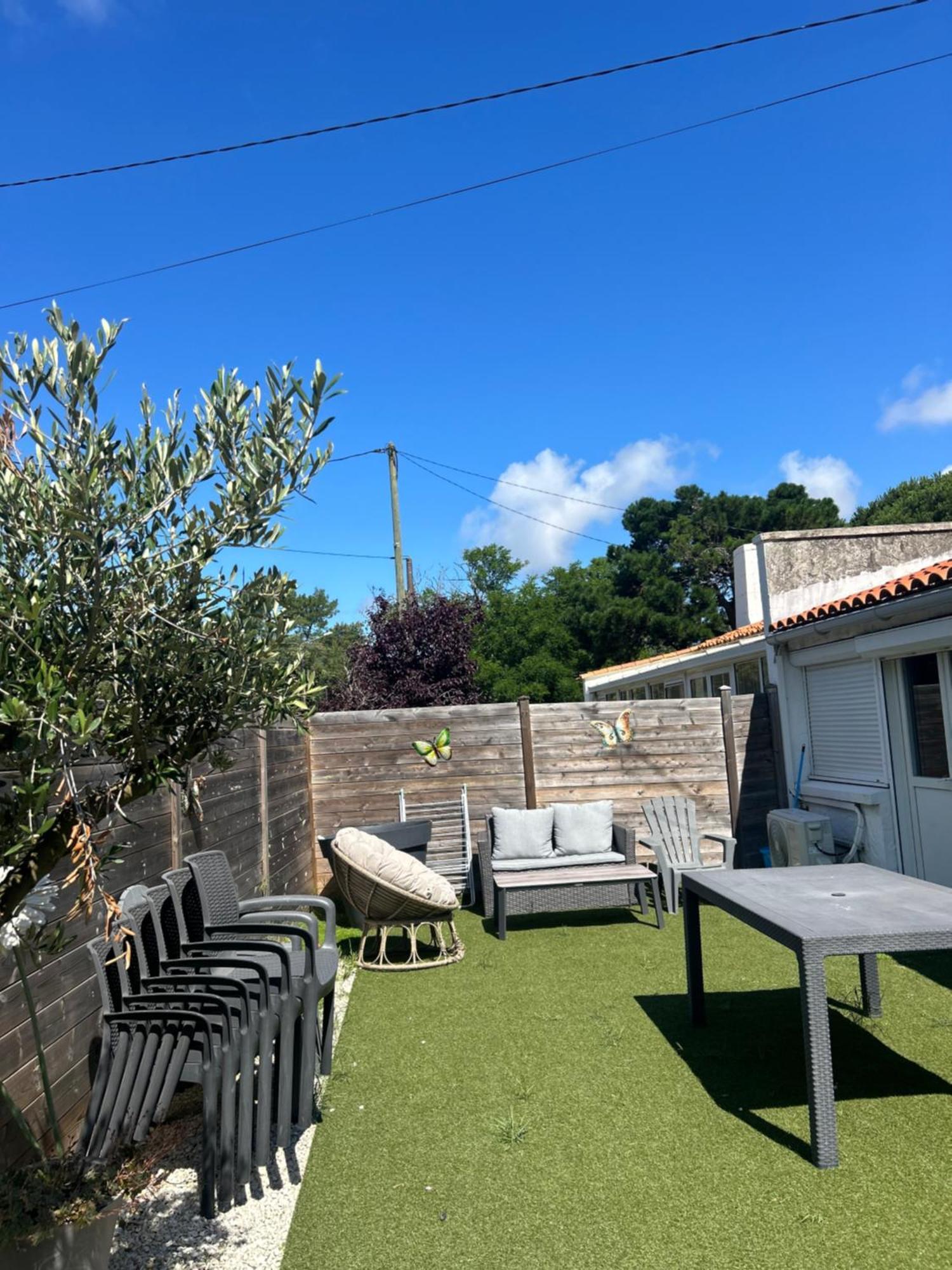 Lodge Des Pins Au Coeur De La Foret D'Olonne Olonne-sur-Mer Exterior foto